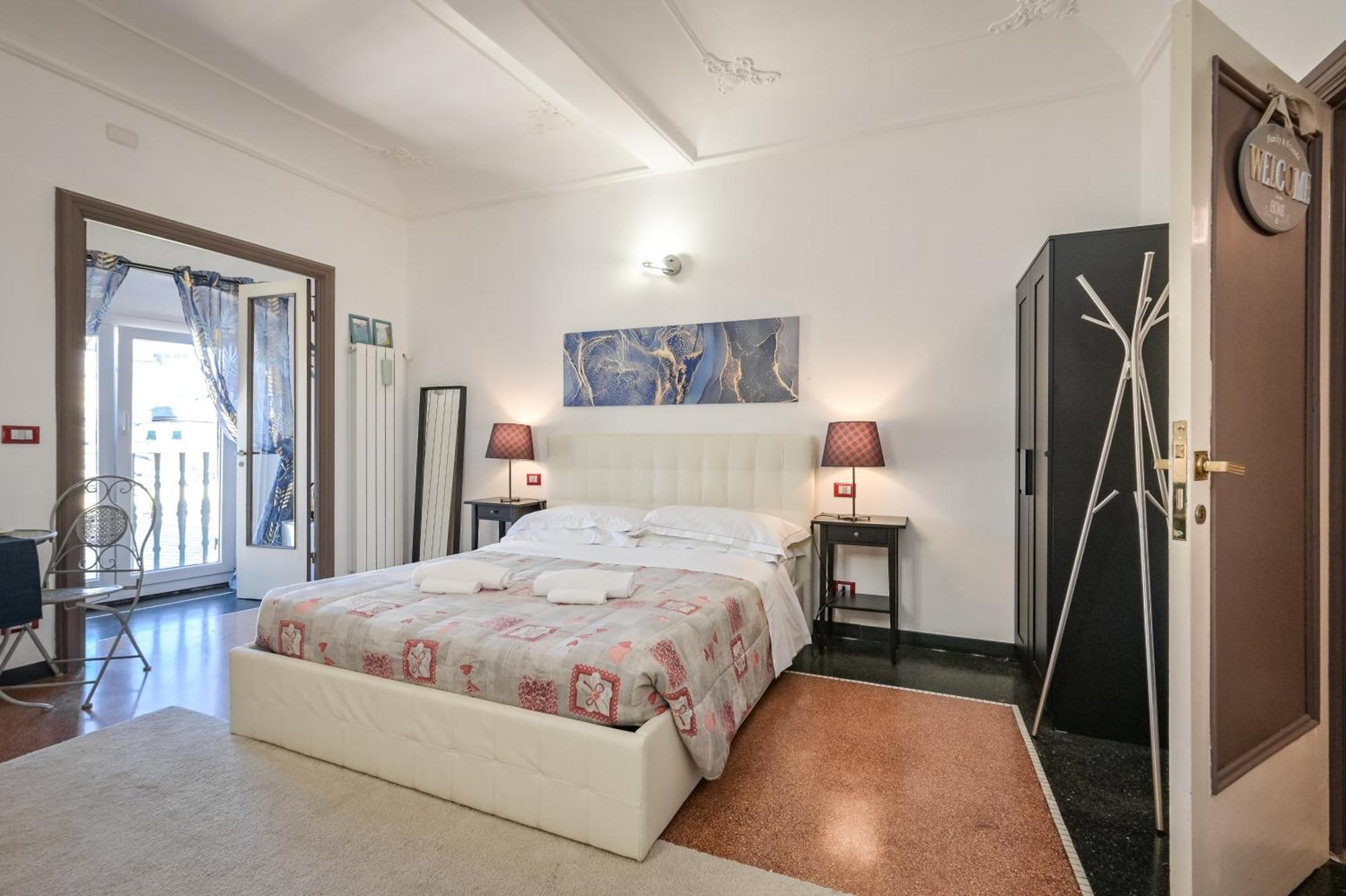 Lovely Room On Rooftops - Genovainrelax ภายนอก รูปภาพ